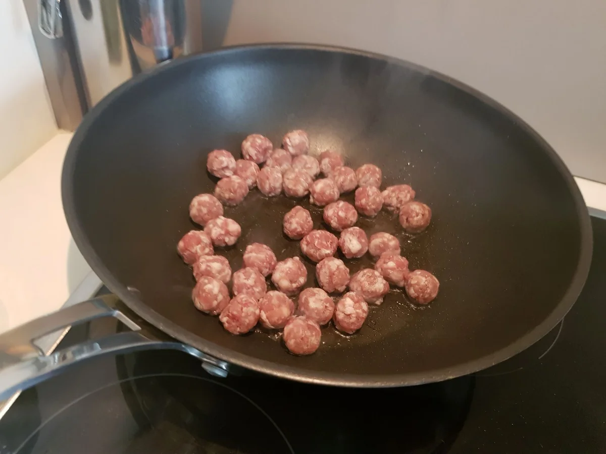 Bärlauch-Tagliatelle mit Käsesoße und Salsiccia - Rezept - Bild Nr. 14017