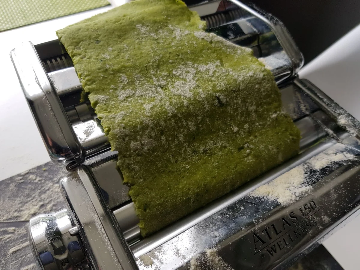 Bärlauch-Tagliatelle mit Käsesoße und Salsiccia - Rezept - Bild Nr. 14019