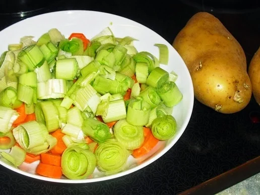 Eisbein-Eintopf-Resteverwertung - Rezept - Bild Nr. 14054