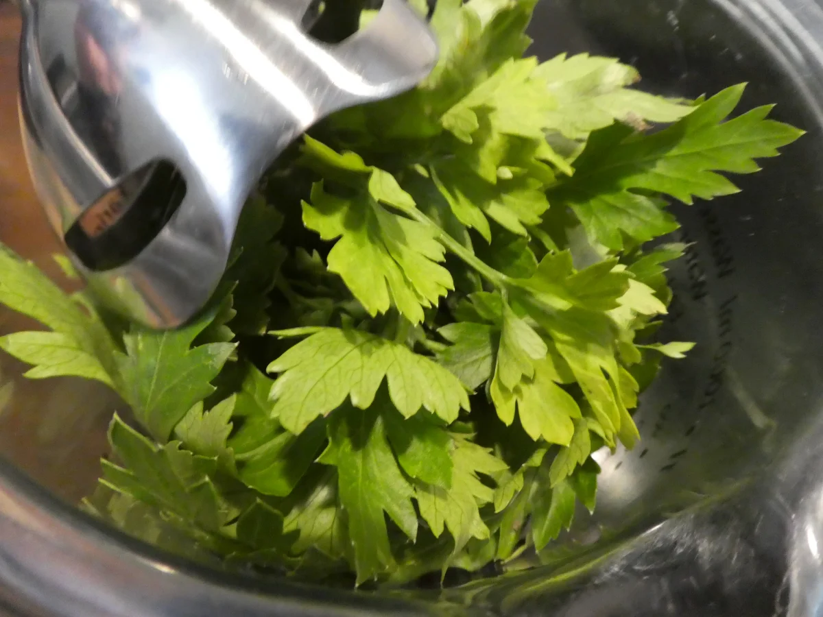 Rezept: Nudeln mit Tomaten-Chili-Pesto Bild Nr. 14049 Nudeln mit Tomaten-Chili-Pesto - Rezept - Bild Nr. 14049