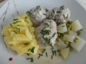 Königsberger Klopse mit Kartoffelstampf und Kohlrabi-Erbsen-Gemüse - Rezept - Bild Nr. 14047