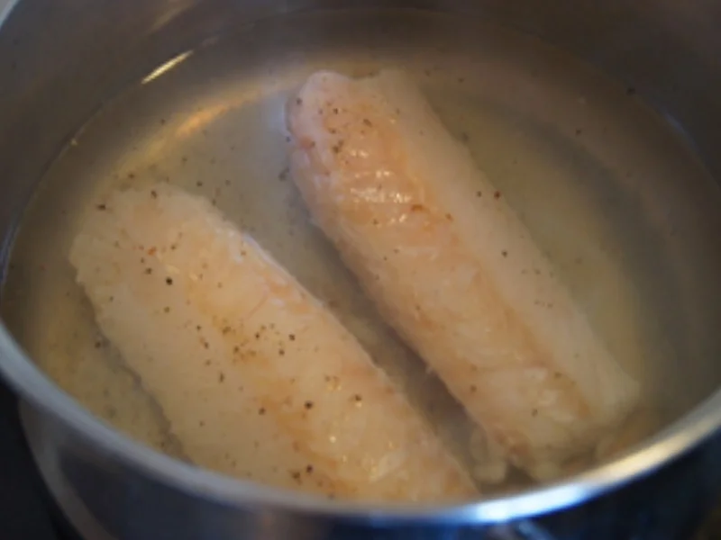 Rezept: Kabeljaufilet mit Preiselbeeren-Dip, grünen Bohnen und Kartoffeln Bild Nr. 5 Kabeljaufilet mit Preiselbeeren-Dip, grünen Bohnen und Kartoffeln - Rezept - Bild Nr. 5