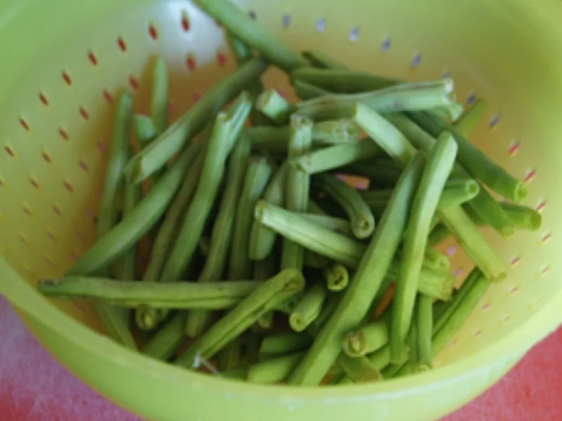 Rezept: Kabeljaufilet mit Preiselbeeren-Dip, grünen Bohnen und Kartoffeln Bild Nr. 7 Kabeljaufilet mit Preiselbeeren-Dip, grünen Bohnen und Kartoffeln - Rezept - Bild Nr. 7