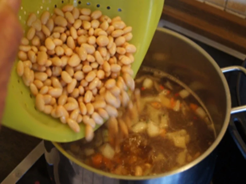 Schweinefilet-Gemüse-Kartoffel-Suppe - Rezept - Bild Nr. 14076