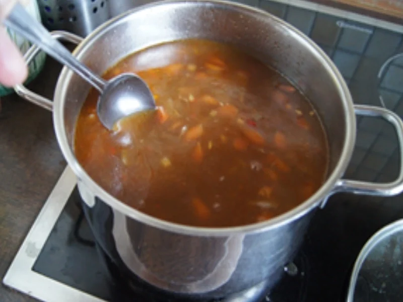 Schweinefilet-Gemüse-Kartoffel-Suppe - Rezept - Bild Nr. 14078