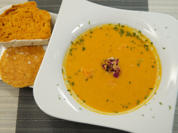 Möhrensüppchen mit Baguette - Rezept - Bild Nr. 14069