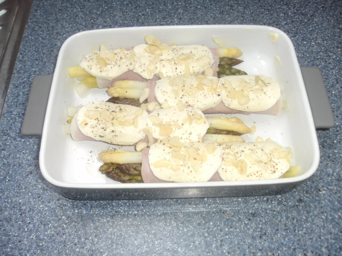 Rezept: Spargelröllchen Bild Nr. 6 Spargelröllchen - Rezept - Bild Nr. 6