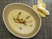 Rezept: Goldenes Kartoffelstroh mit fruchtiger Pastinaken-Birnensuppe Bild Nr. 14074 Goldenes Kartoffelstroh mit fruchtiger Pastinaken-Birnensuppe - Rezept - Bild Nr. 14074