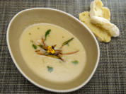 Goldenes Kartoffelstroh mit fruchtiger Pastinaken-Birnensuppe - Rezept - Bild Nr. 14074