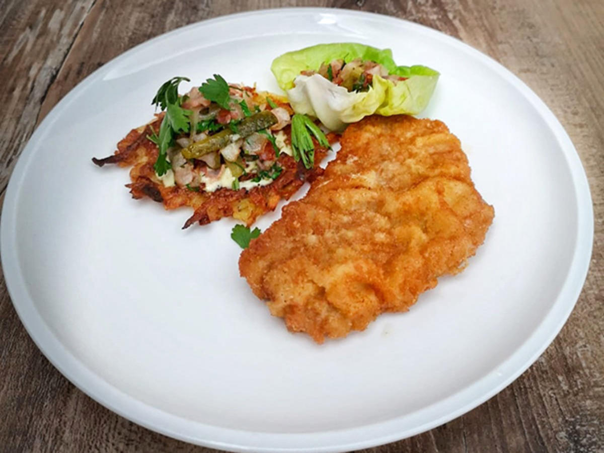 Wiener Schnitzel mit Rösti à la Kartoffelsalat (Mario Barth) - Rezept - Bild Nr. 2
