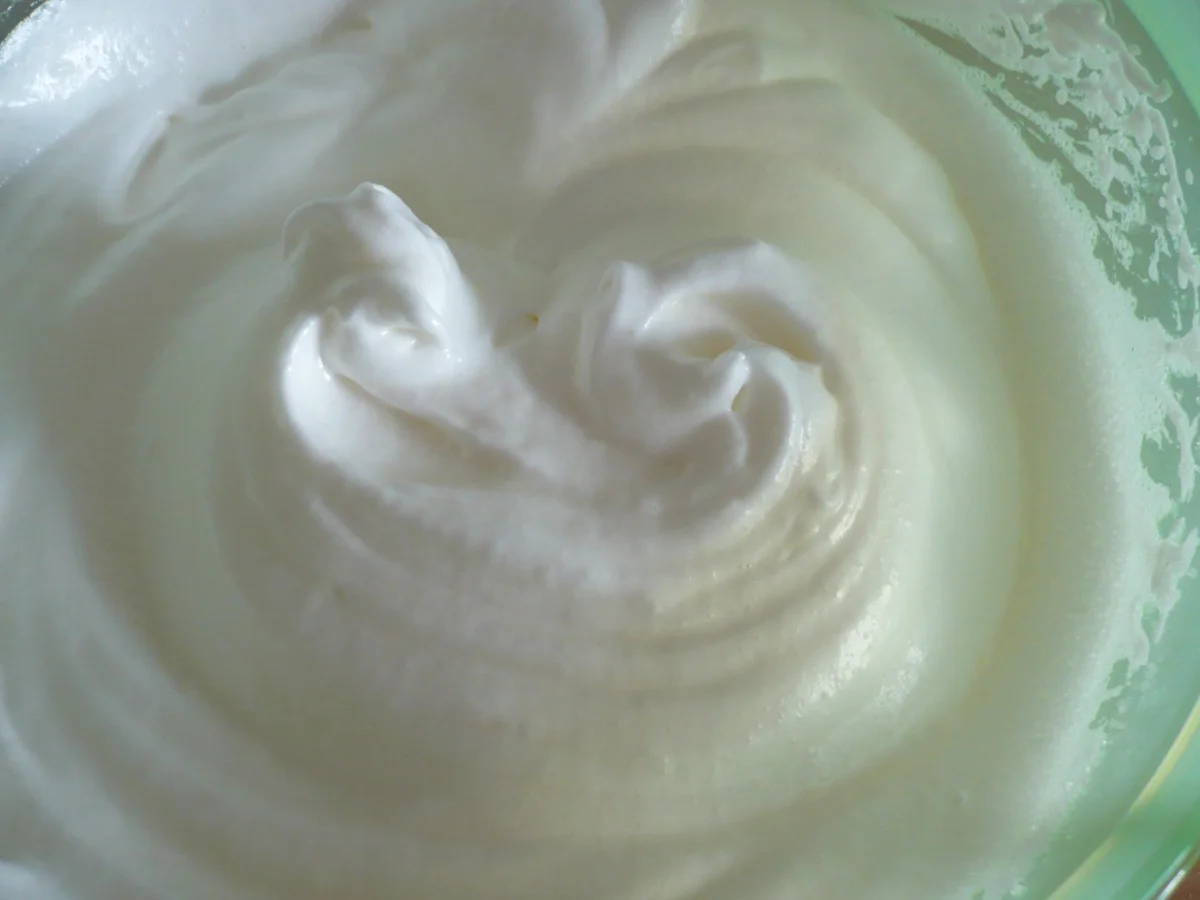 Rhabarber - Baiser - Torte - Rezept - Bild Nr. 14107