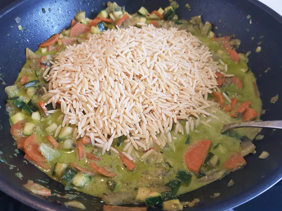 Gemüse-Auflauf mit Risoni und Salsiccia - Rezept - Bild Nr. 14105