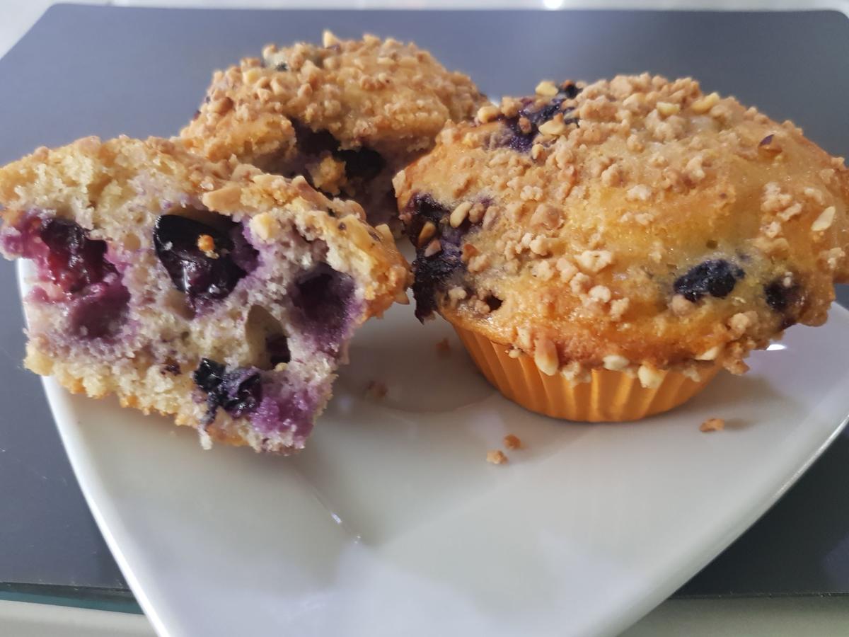 Joghurt-Heidelbeer-Muffins - Rezept mit Bild - kochbar.de