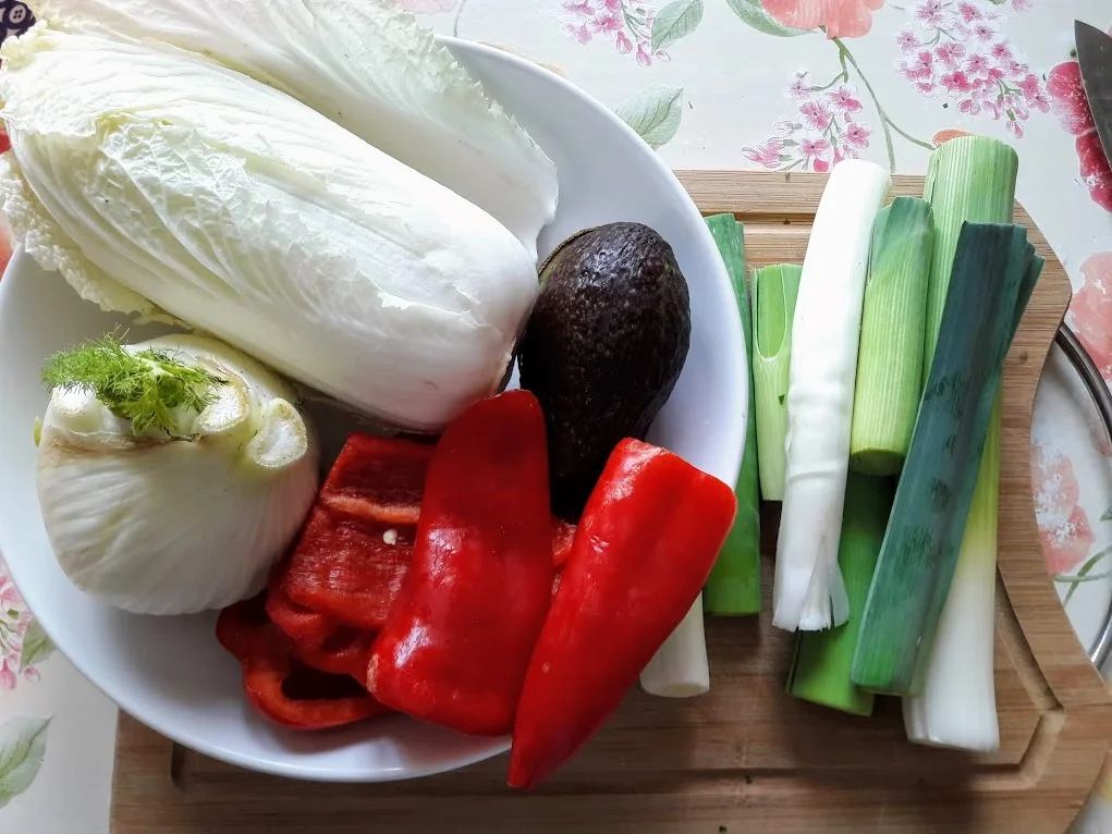 Buletten mit unserem ersten Spargel in diesem Jahr - Rezept - Bild Nr. 14115