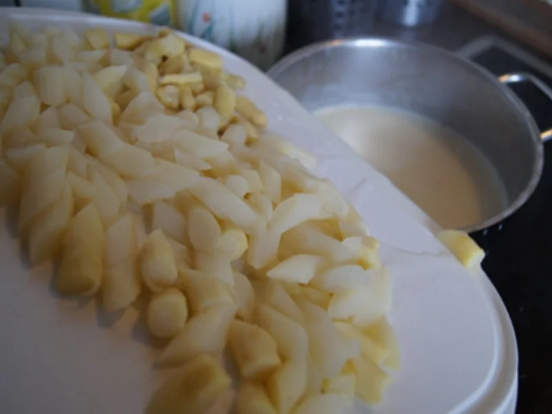 Rezept: Einfache Spargelsuppe Bild Nr. 9 Einfache Spargelsuppe - Rezept - Bild Nr. 9