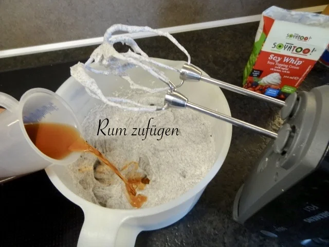 Rezept: Mohn Eis Bild Nr. 14109 Mohn Eis - Rezept - Bild Nr. 14109