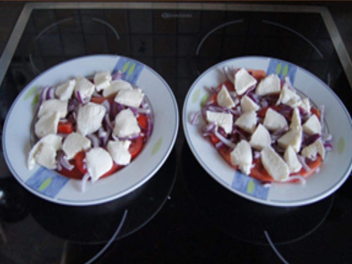 Herzhafter Tomaten-Mozzarella-Salat - Rezept - Bild Nr. 7