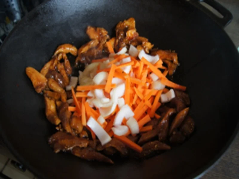 Rezept: Chinesischer Hähnchen-Gemüse-Wok mit Jasmin-Reis Bild Nr. 14123 Chinesischer Hähnchen-Gemüse-Wok mit Jasmin-Reis - Rezept - Bild Nr. 14123