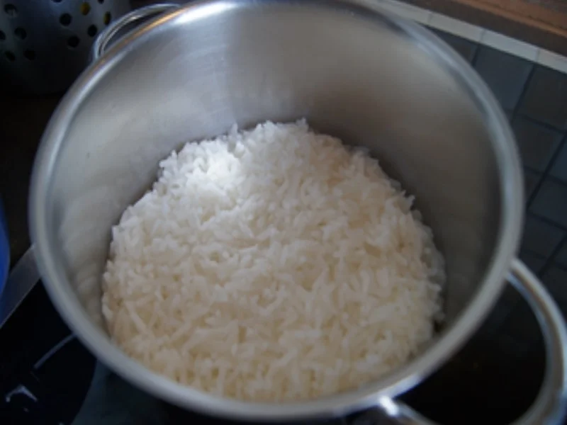 Rezept: Chinesischer Hähnchen-Gemüse-Wok mit Jasmin-Reis Bild Nr. 14130 Chinesischer Hähnchen-Gemüse-Wok mit Jasmin-Reis - Rezept - Bild Nr. 14130