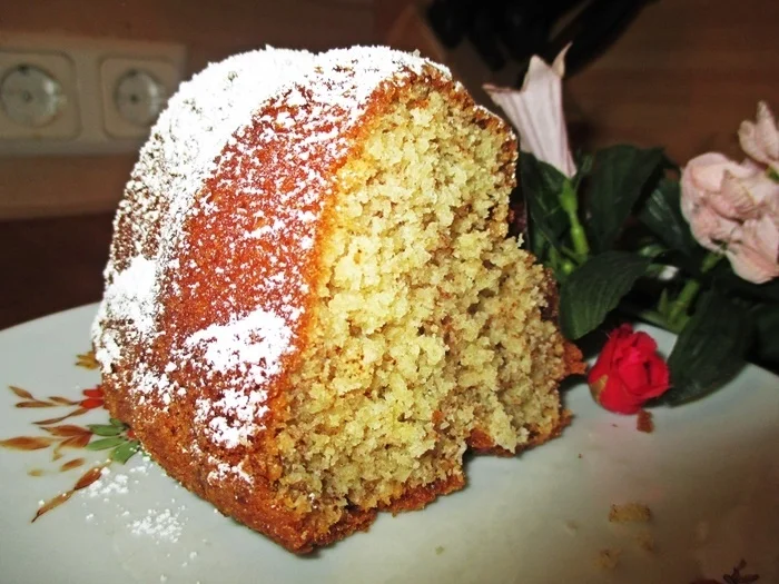 Rezept: Kokos-Gugelhupf mit Schokopünktchen Bild Nr. 14130 Kokos-Gugelhupf mit Schokopünktchen - Rezept - Bild Nr. 14130