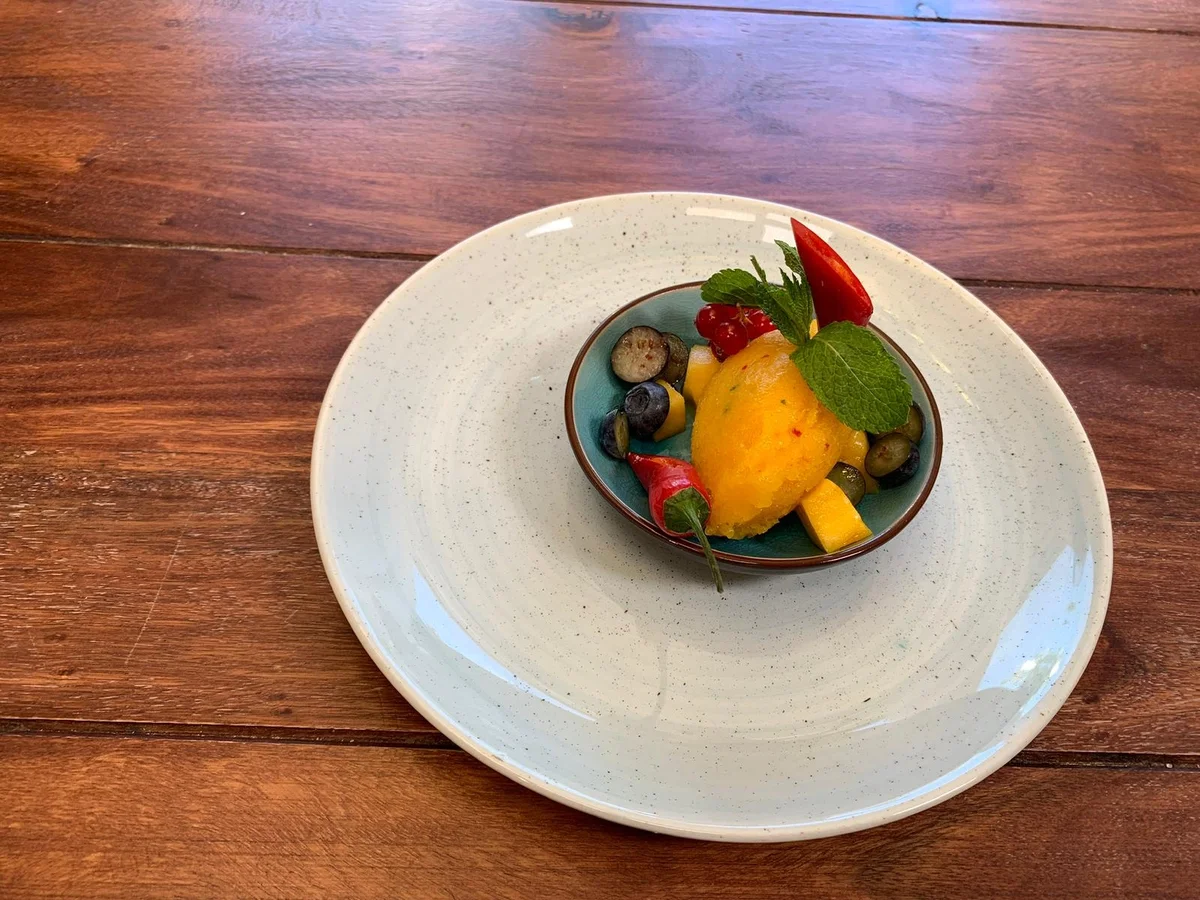 Rezept: Mango-Chilli-Sorbet Bild Nr. 2 Mango-Chilli-Sorbet - Rezept - Bild Nr. 2