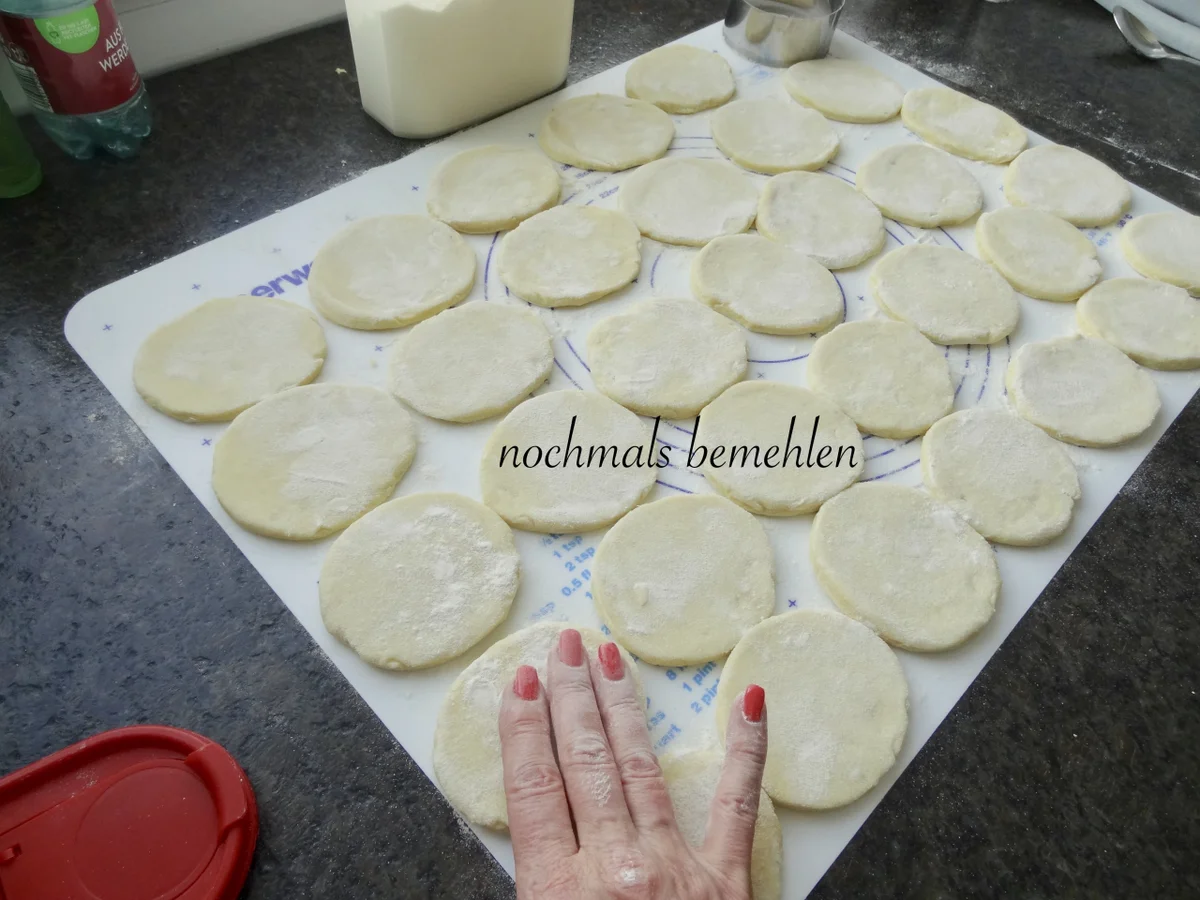 Rezept: Mostviertler "Eierspeis Tatschgerl" mit Knusper Grammeln Bild Nr. 14168 Mostviertler "Eierspeis Tatschgerl" mit Knusper Grammeln - Rezept - Bild Nr. 14168