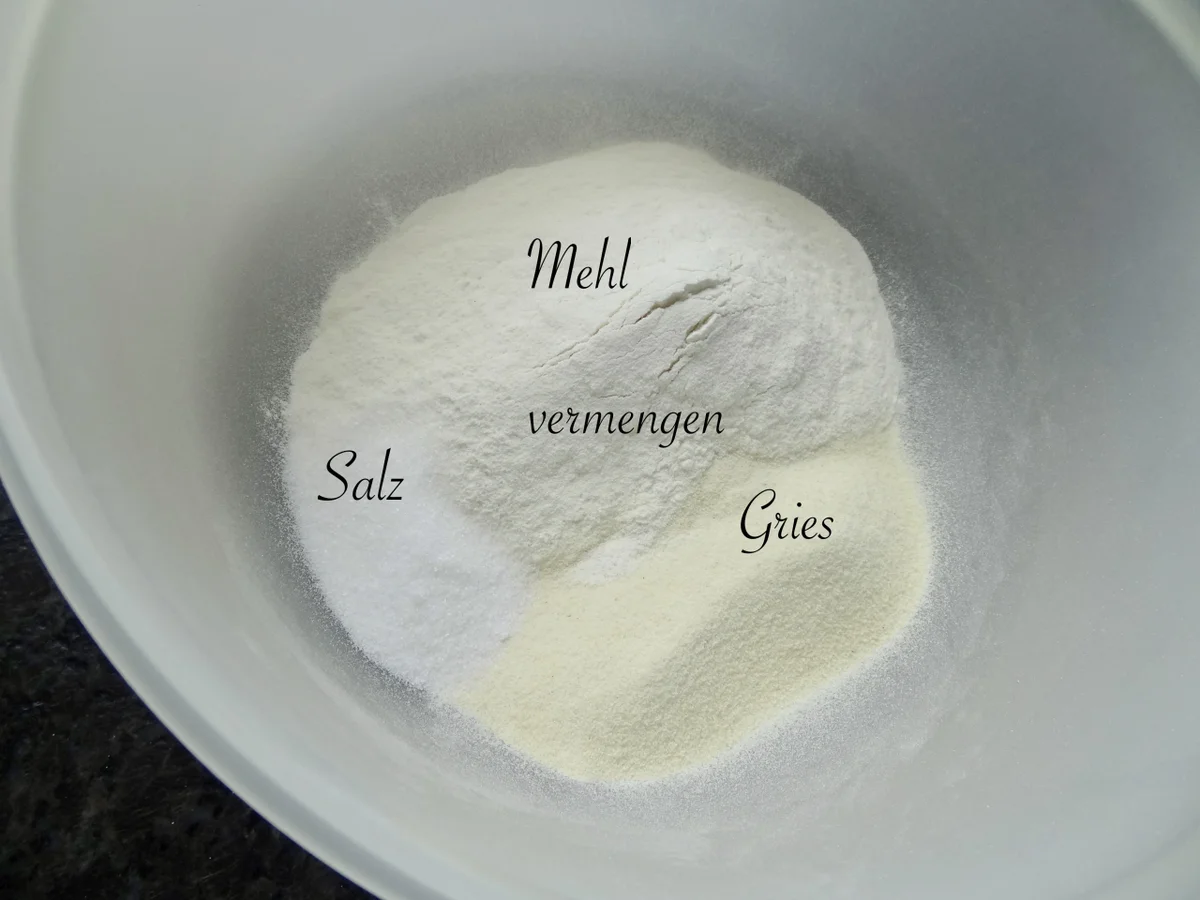 Rezept: Mostviertler "Eierspeis Tatschgerl" mit Knusper Grammeln Bild Nr. 14172 Mostviertler "Eierspeis Tatschgerl" mit Knusper Grammeln - Rezept - Bild Nr. 14172