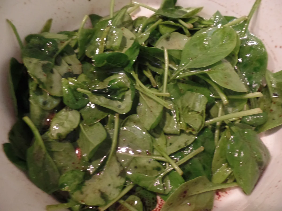 Eier in Senfsauce mit Spinat-Salat - Rezept - Bild Nr. 14145