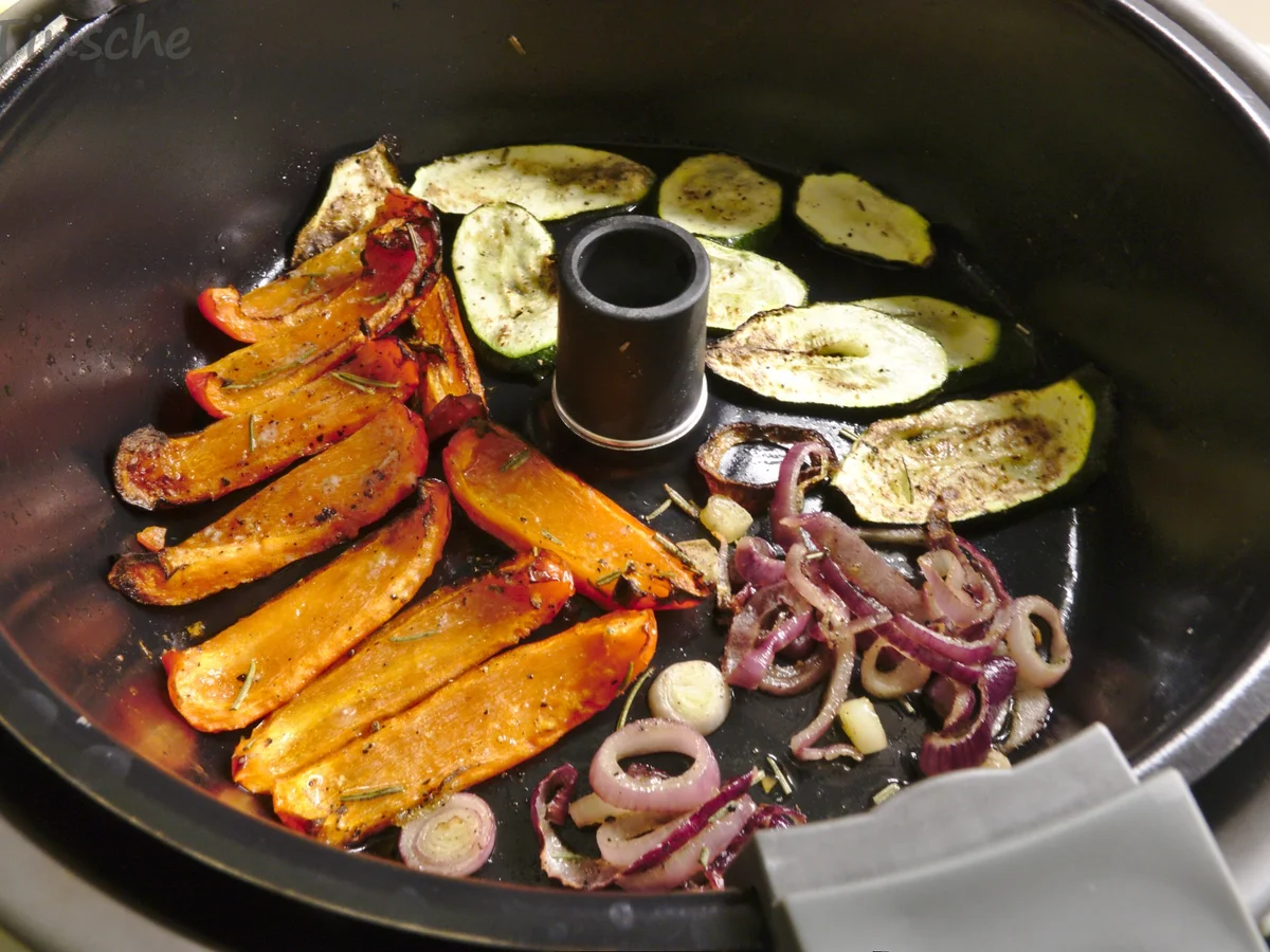 Halloumi-Grillgemüse-Burger - Rezept - Bild Nr. 3