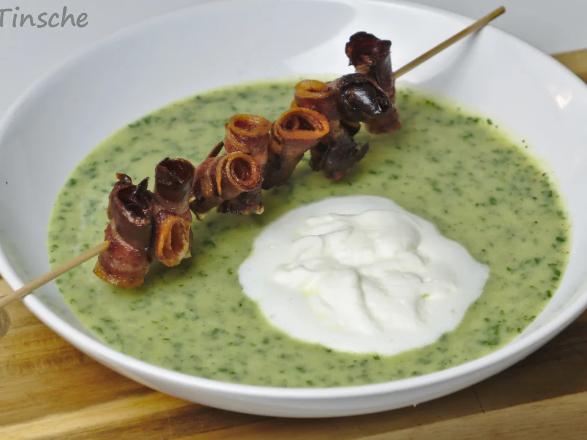 Rezept: Petersilien-Creme-Suppe Bild Nr. 14136 Petersilien-Creme-Suppe - Rezept - Bild Nr. 14136