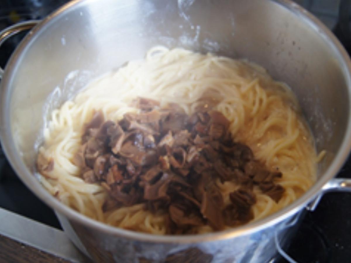 Spaghetti mit getrockneten Steinpilzen als Carbonara - Rezept - Bild Nr. 14144