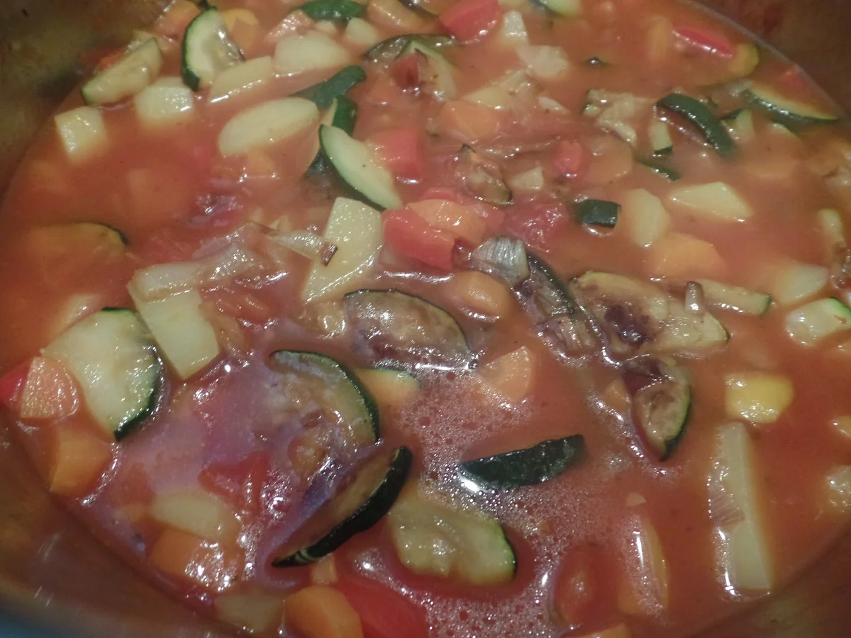 Rezept: Mediterraner -Gemüse-Eintopf Bild Nr. 14145 Mediterraner -Gemüse-Eintopf - Rezept - Bild Nr. 14145