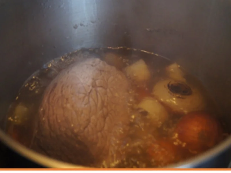 Tafelspitz mit Meerrettichsauce, Wirsinggemüse und Kartoffelstampf - Rezept - Bild Nr. 7