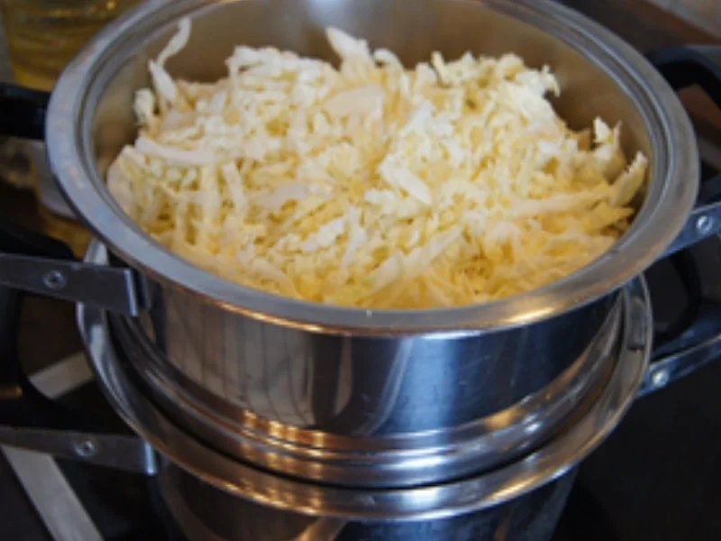 Tafelspitz mit Meerrettichsauce, Wirsinggemüse und Kartoffelstampf - Rezept - Bild Nr. 12