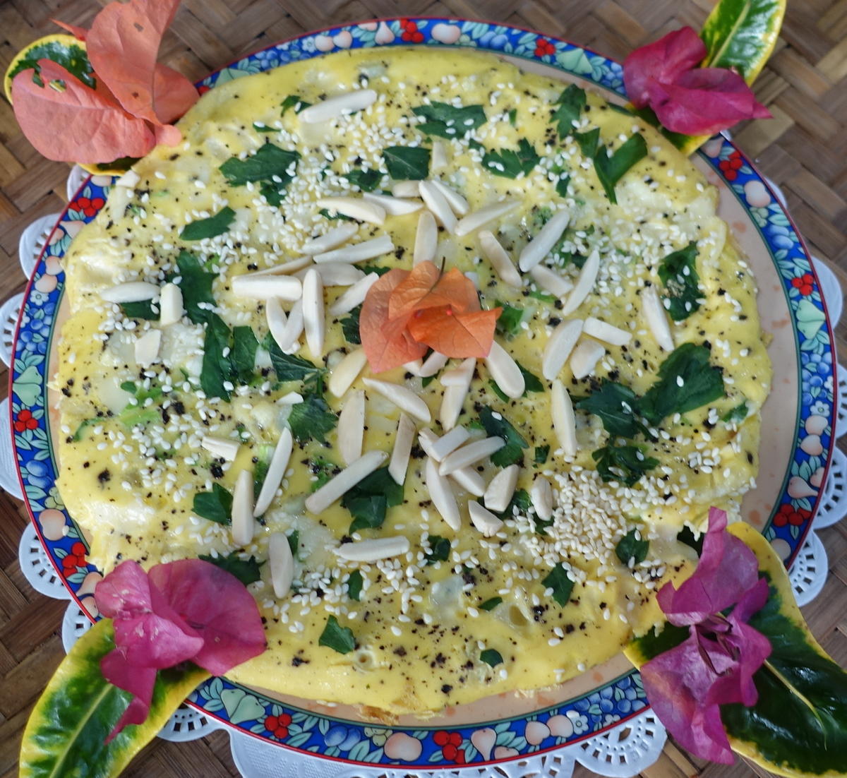Pikantes, kretisches Blumenkohl-Omelette mit Bergkäse - Rezept - Bild Nr. 14174