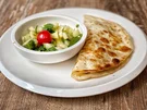 Arabisches Huhn im Lavash-Brot mit Ananas-Gurkensalat (Jürgen von der Lippe) - Rezept - Bild Nr. 2
