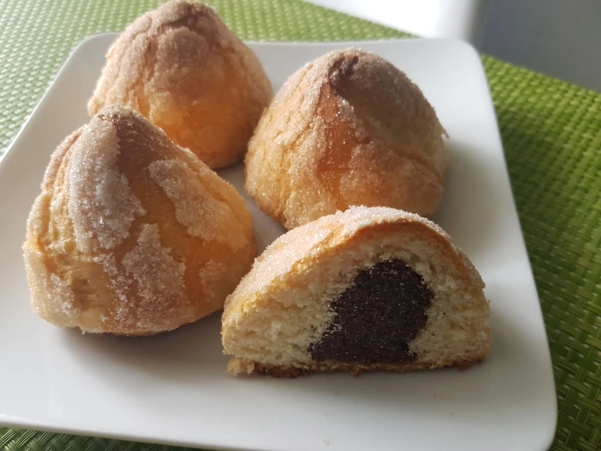 Quark-Ölteig-Spitzen mit Schoko-Marzipanfüllung - Rezept - Bild Nr. 14181