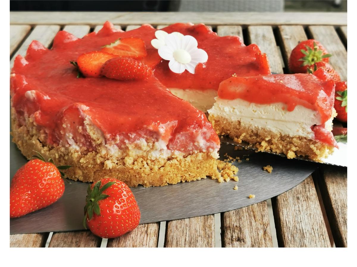 BiNe` S ERDBEER FRISCHKÄSETORTE - schnell &amp; einfach - von Bine13100