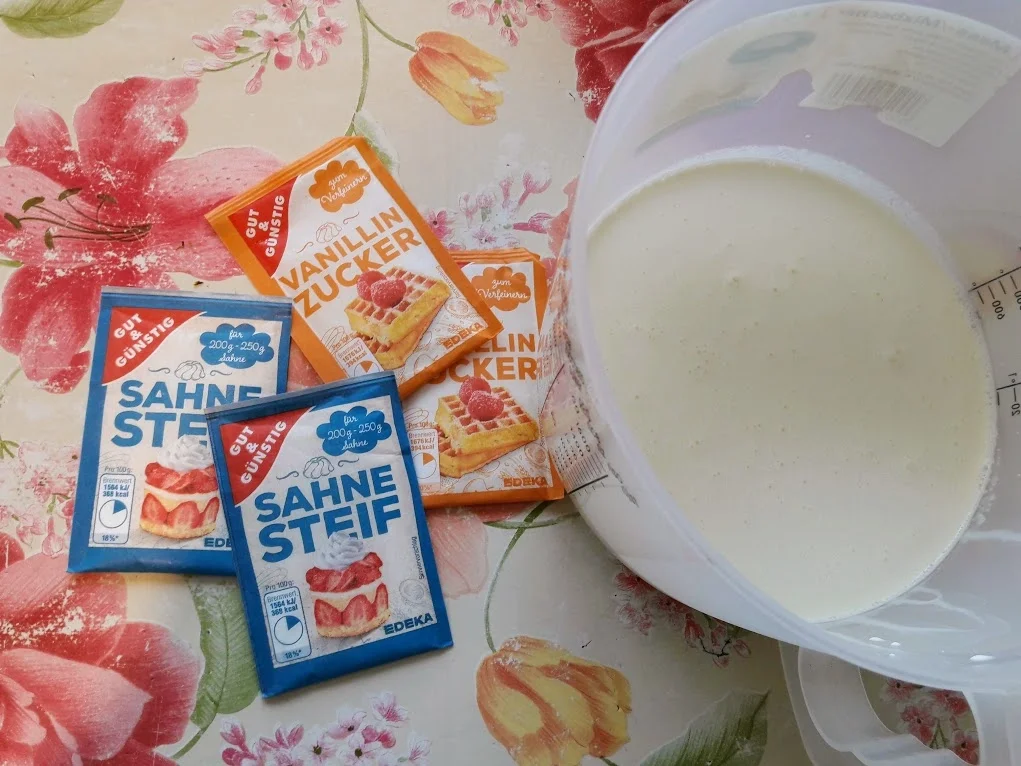 Rezept: Rhabarber - Torte Bild Nr. 14196 Rhabarber - Torte - Rezept - Bild Nr. 14196