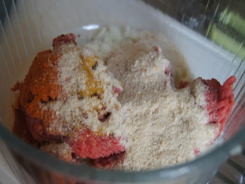 Suppe mit Tafelspitzbrühe und Gemüse-Mettbällchen-Einlage - Rezept - Bild Nr. 6