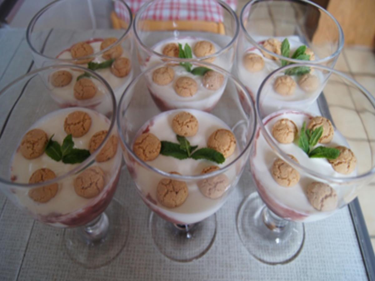 Jogurt mit Amarena Kirschen und Amarettinis - Rezept - Bild Nr. 6