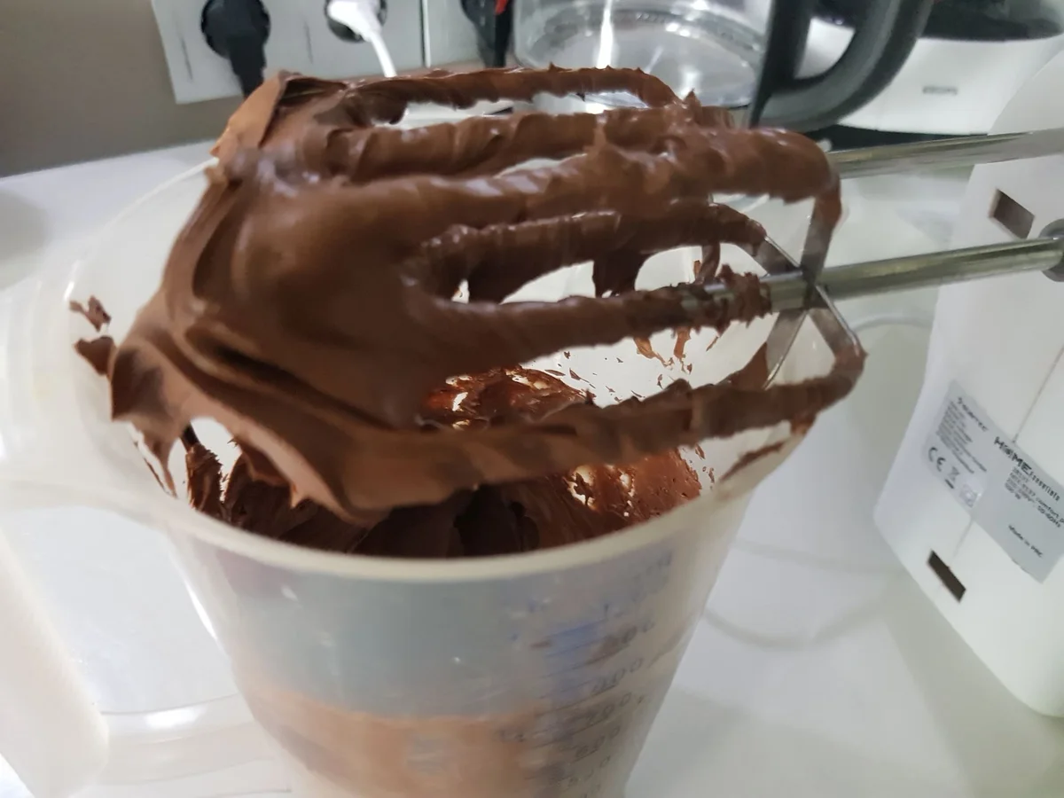 Schokotorte mit Erdbeeren - Rezept - Bild Nr. 14186