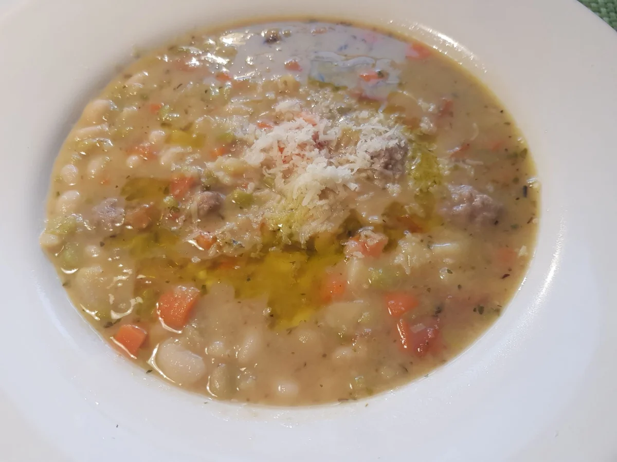 Rezept: Etrusker-Suppe Bild Nr. 14181 Etrusker-Suppe - Rezept - Bild Nr. 14181