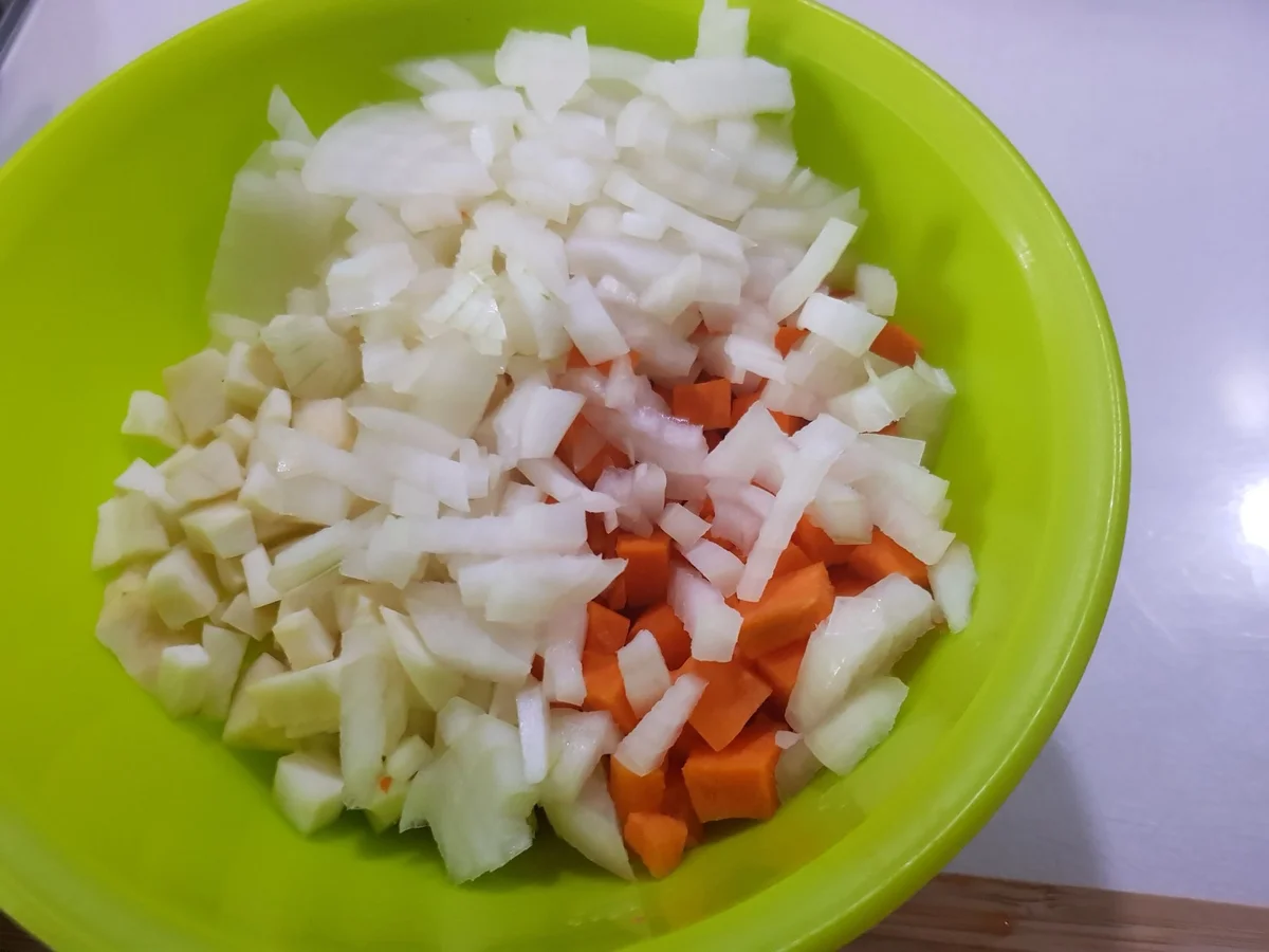 Rezept: Etrusker-Suppe Bild Nr. 14184 Etrusker-Suppe - Rezept - Bild Nr. 14184