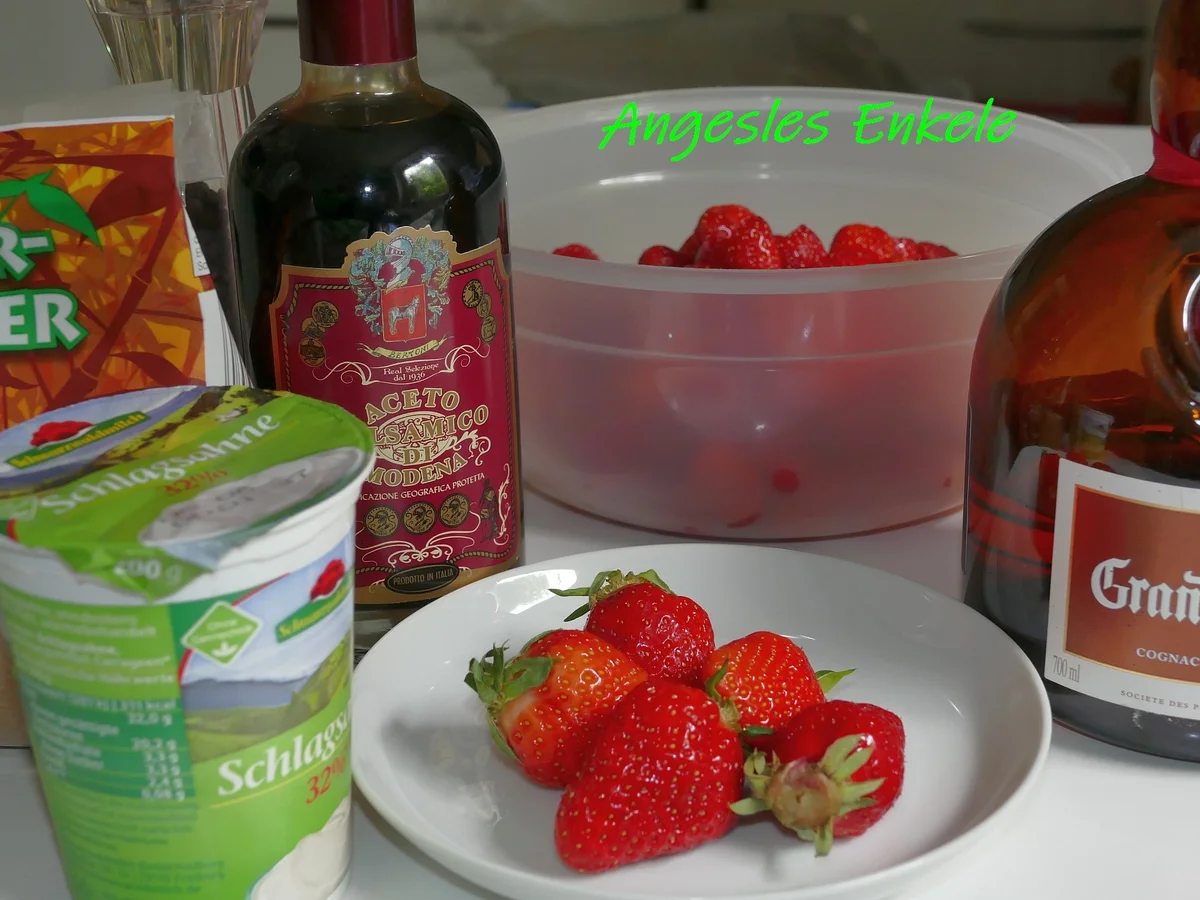 Rezept: Windbeutel _ Balsamico-Erdbeeren _ Beschwipste Sahne Bild Nr. 14186 Windbeutel _ Balsamico-Erdbeeren _ Beschwipste Sahne - Rezept - Bild Nr. 14186