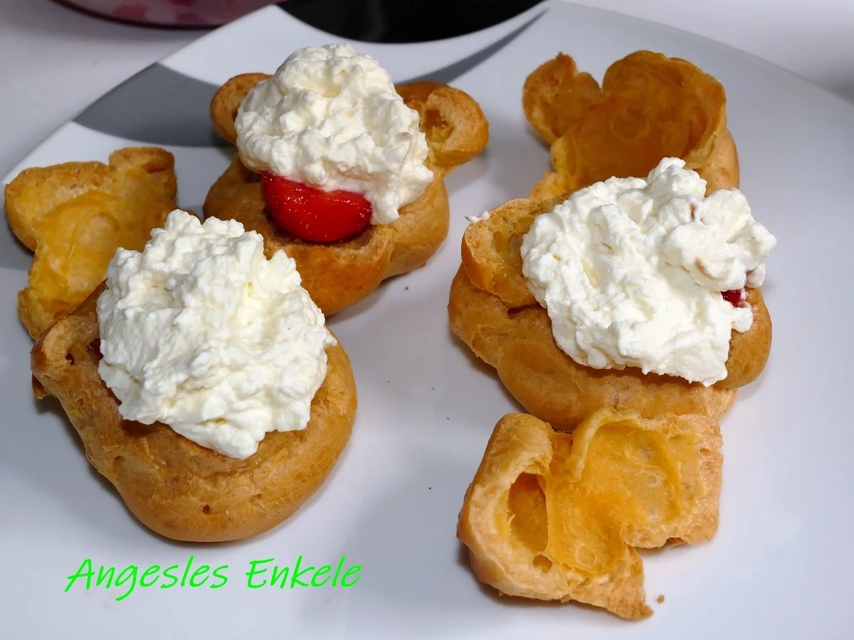 Rezept: Windbeutel _ Balsamico-Erdbeeren _ Beschwipste Sahne Bild Nr. 14190 Windbeutel _ Balsamico-Erdbeeren _ Beschwipste Sahne - Rezept - Bild Nr. 14190