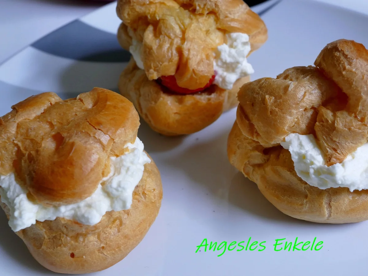 Rezept: Windbeutel _ Balsamico-Erdbeeren _ Beschwipste Sahne Bild Nr. 14191 Windbeutel _ Balsamico-Erdbeeren _ Beschwipste Sahne - Rezept - Bild Nr. 14191