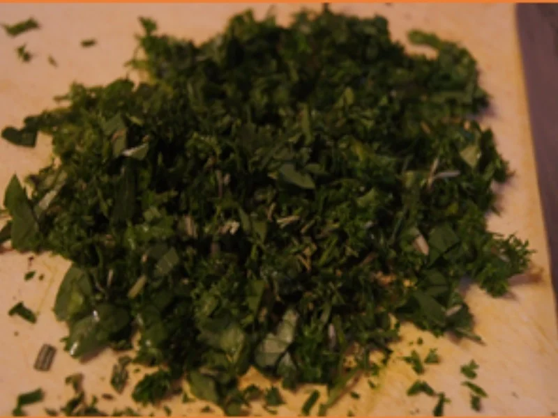 Rezept: Lachsfilet in Kräutersauce mit Möhren-Zuckerschoten-Gemüse und Möhren-Kartoffel-Stampf Bild Nr. 5 Lachsfilet in Kräutersauce mit Möhren-Zuckerschoten-Gemüse und Möhren-Kartoffel-Stampf - Rezept - Bild Nr. 5