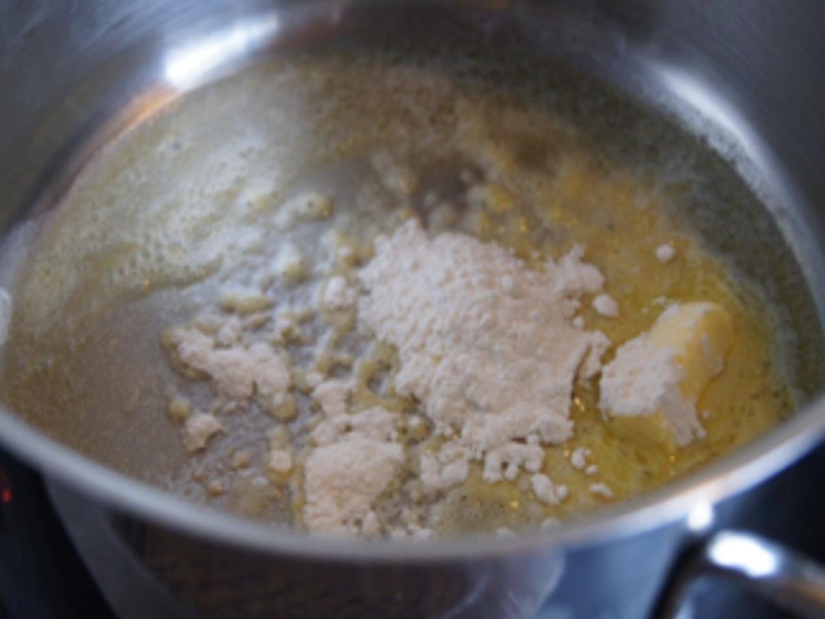 Lachsfilet in Kräutersauce mit Möhren-Zuckerschoten-Gemüse und Möhren-Kartoffel-Stampf - Rezept - Bild Nr. 6