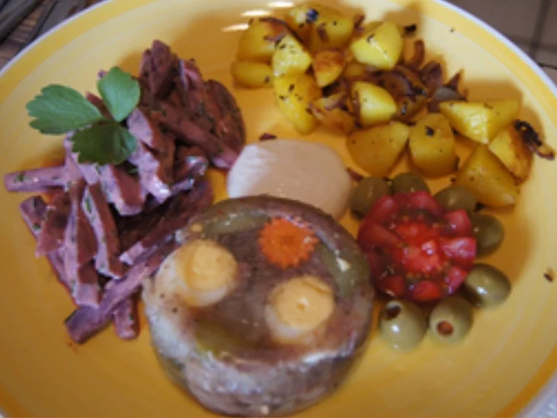 Rezept: Tafelspitzsülze mit Beilage Bild Nr. 9 Tafelspitzsülze mit Beilage - Rezept - Bild Nr. 9